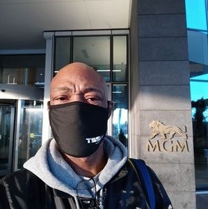 Meet your Posher, Louie